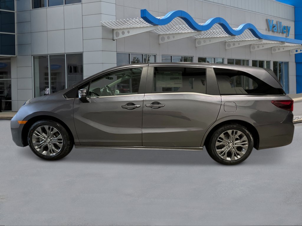 New 2026 Modern Steel Metallic Honda Touring image 2
