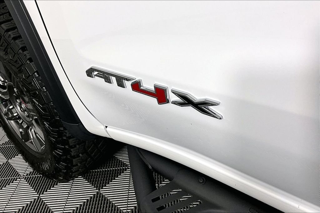 Used 2026 White GMC AT4X image 24