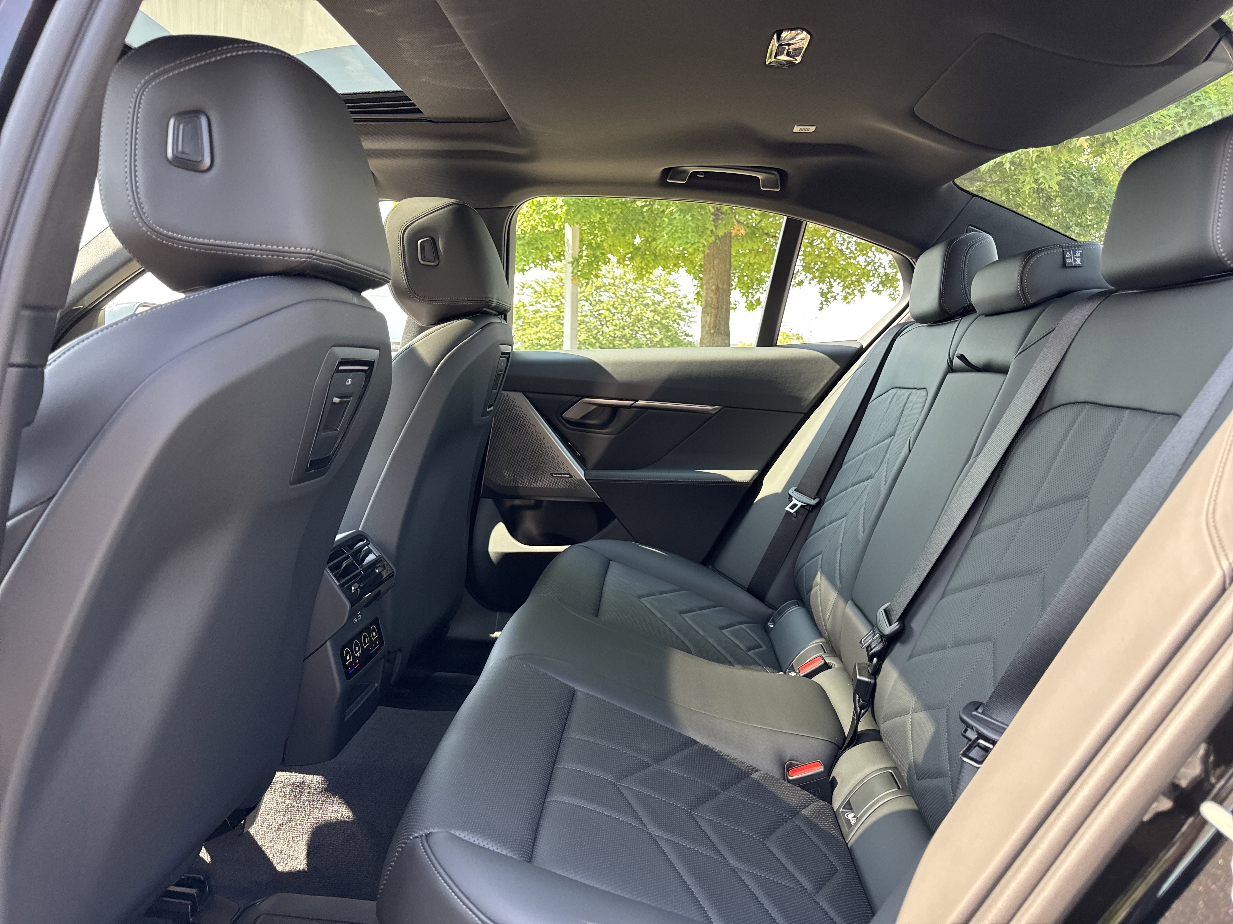 2026 BMW 5 Series 530i - Photo 11