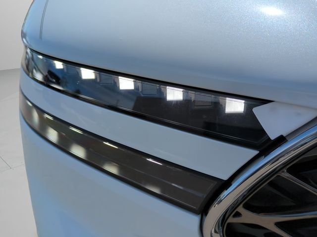 New 2026 White Genesis 3.5T e-SC image 24