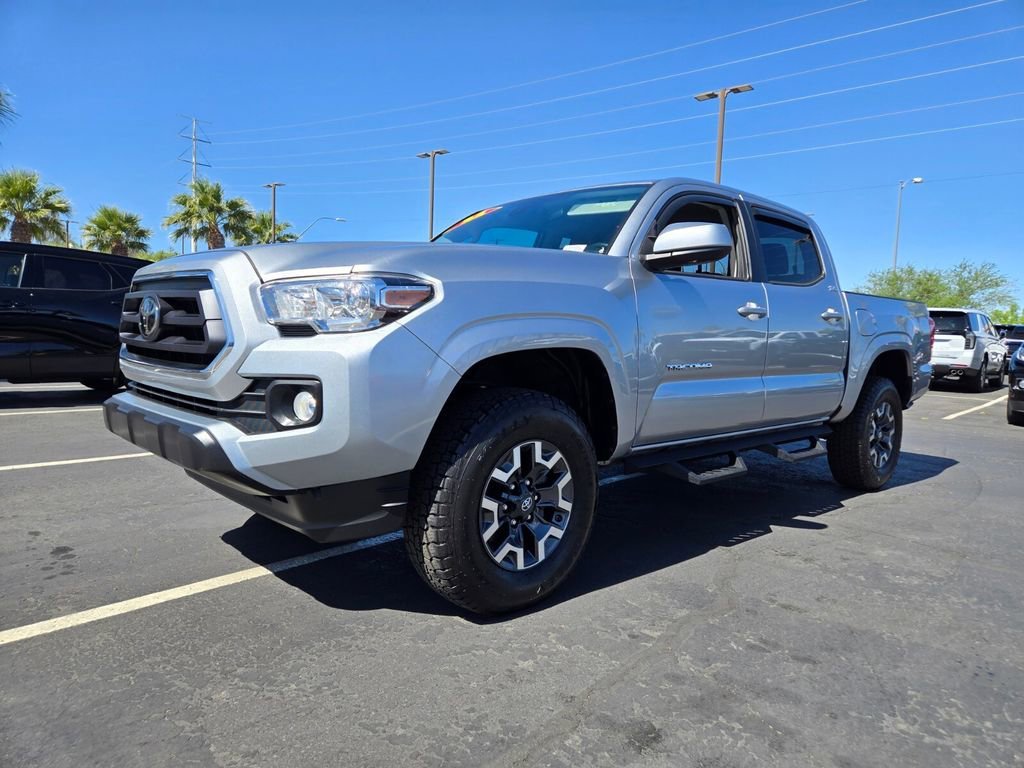2022 Toyota Tacoma SR5 - Photo 2