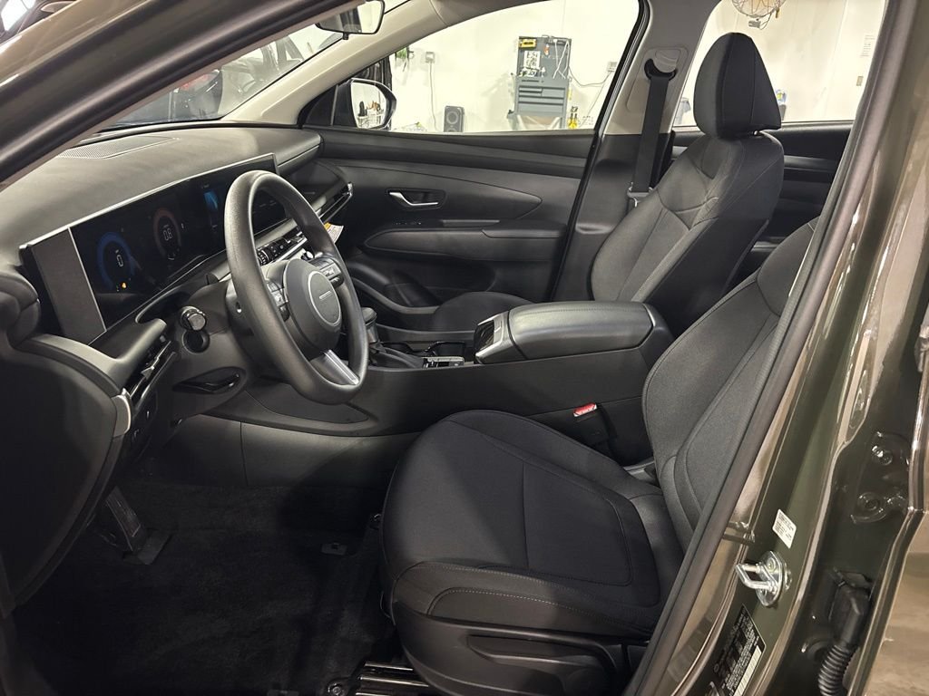 Used 2026 Green Hyundai SE image 24