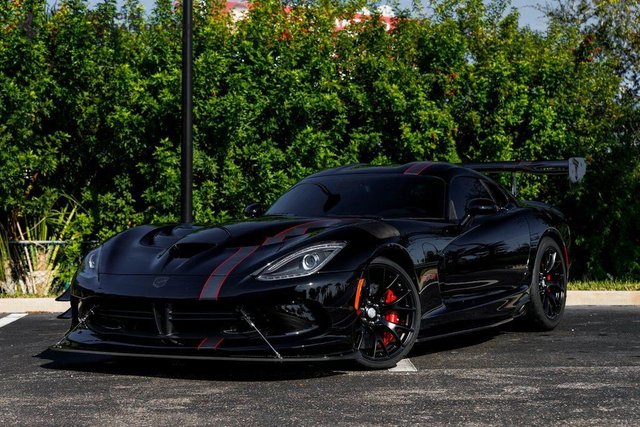 2017 Dodge Viper GTC