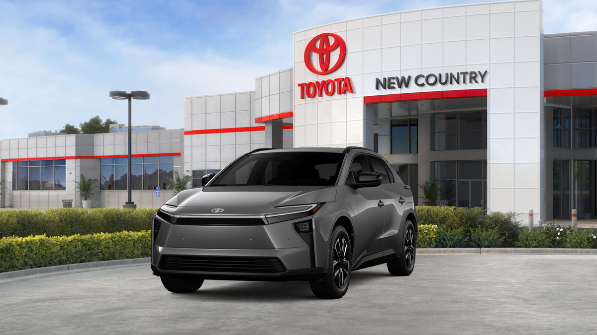 New 2026 Heavy Metal Toyota XLE image 18
