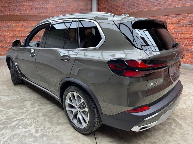 New 2026 Green BMW xDrive50e image 3