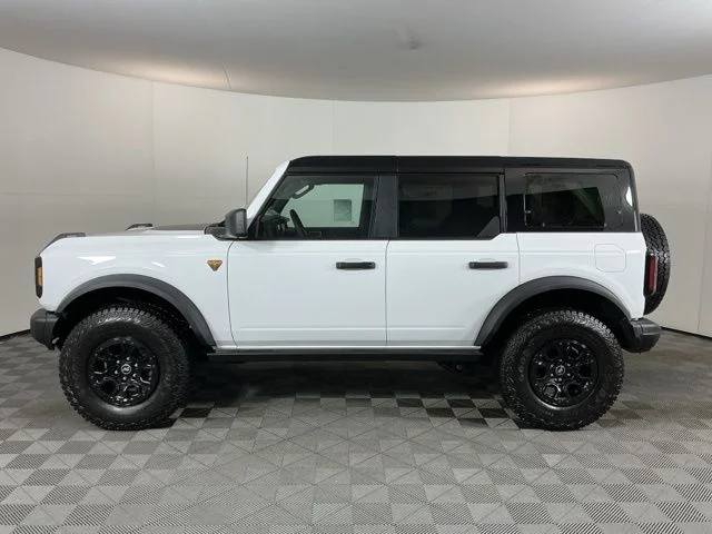 New 2026 Oxford White Ford Badlands image 8