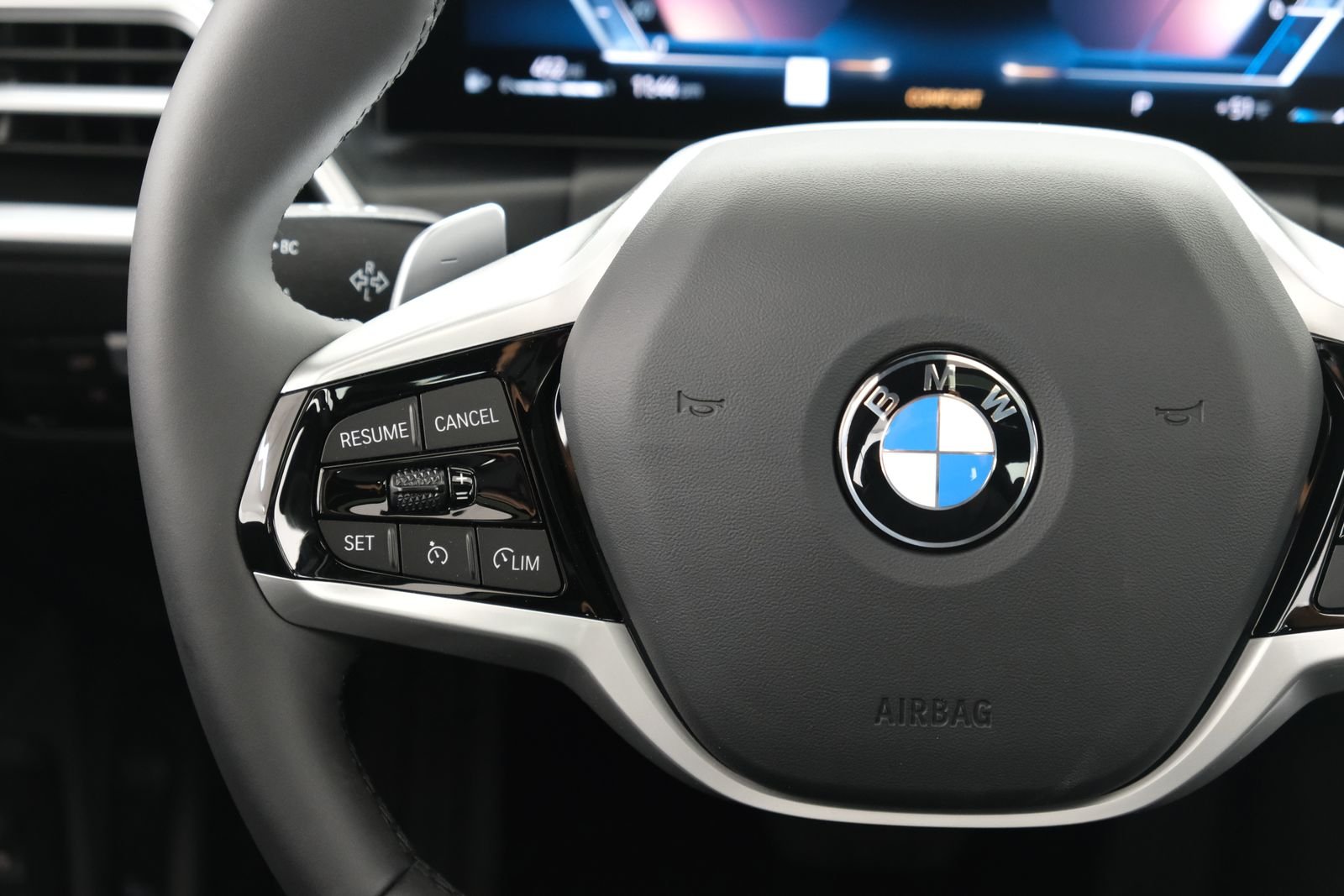 New 2026 Mineral White Metallic BMW 330i xDrive image 16