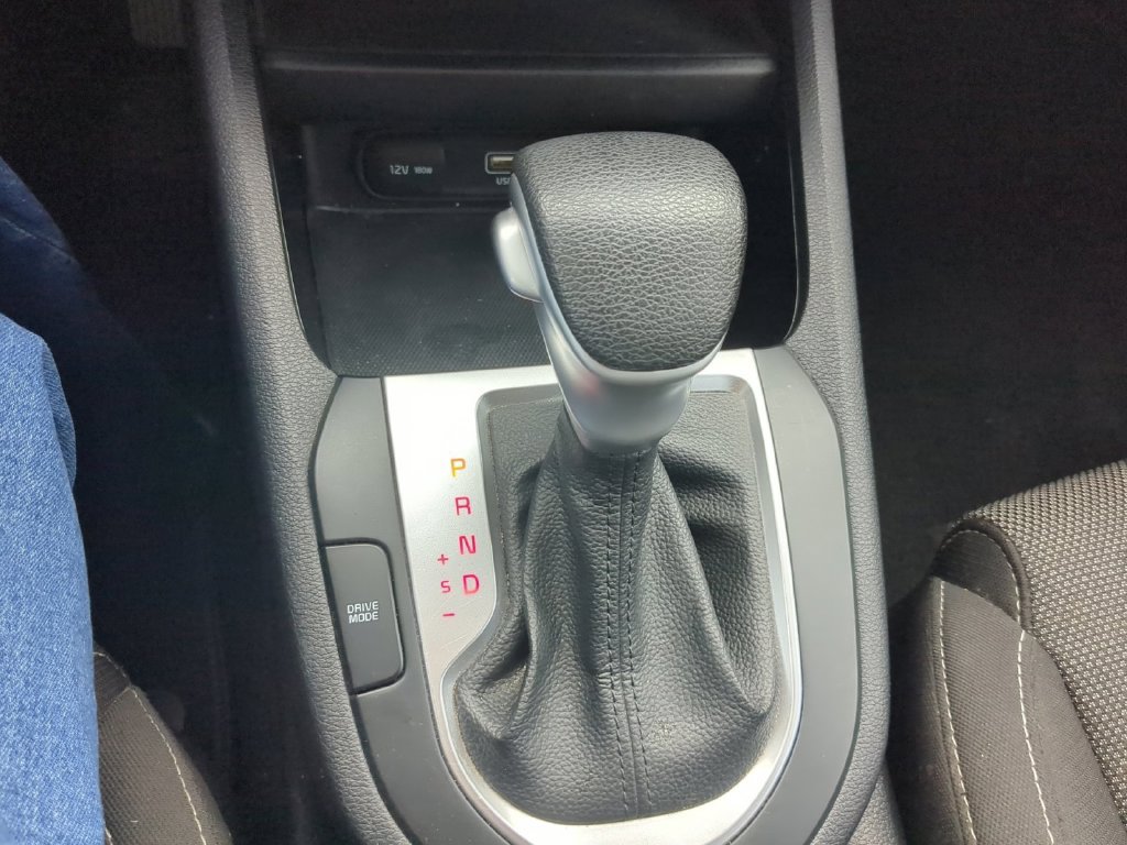 Used 2022 Gravity Gray Kia FE image 27