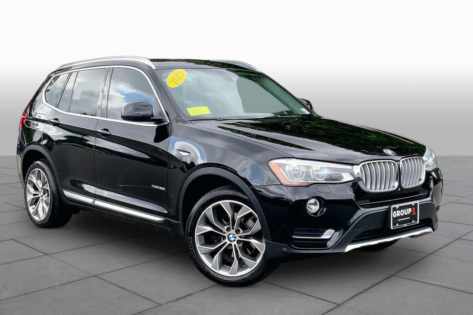 Used 2015 Alpine White BMW xDrive28i image 3