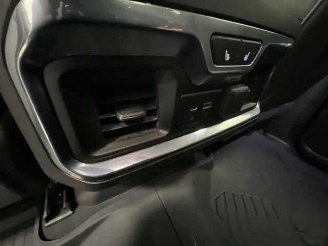 Used 2020 Gray GMC AT4 image 22