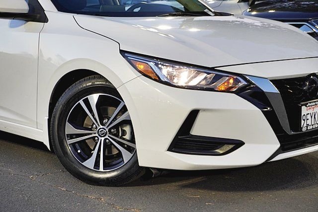 Used 2023 White Nissan SV image 3