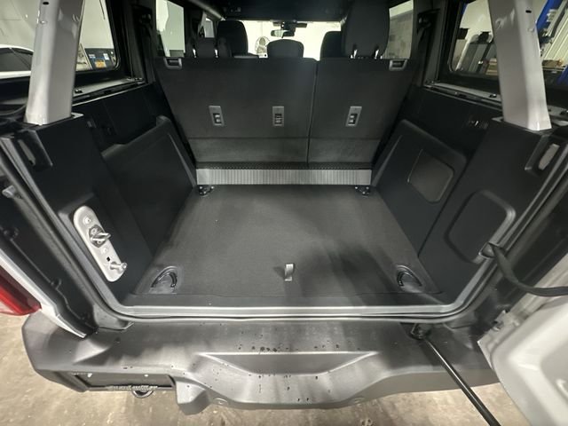 New 2026 Avalanche Gray Ford Big Bend® image 25