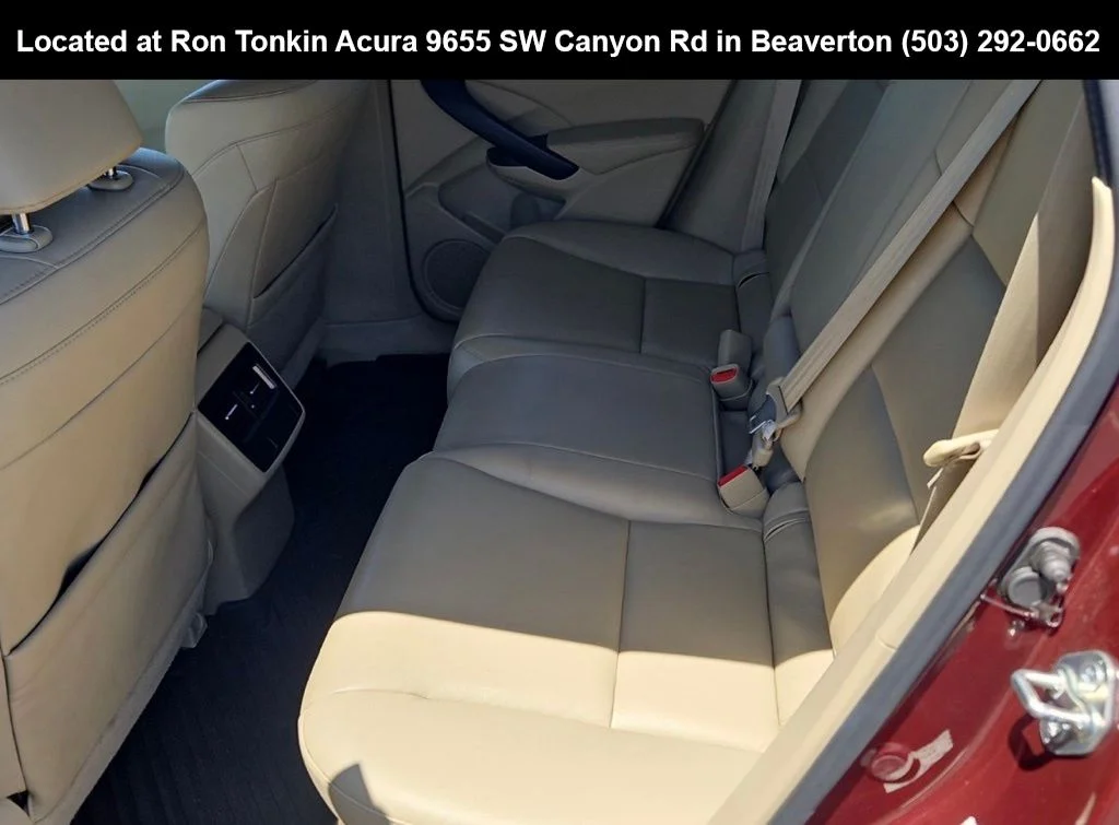 Used 2017 Basque Red Pearl II Acura Base image 9