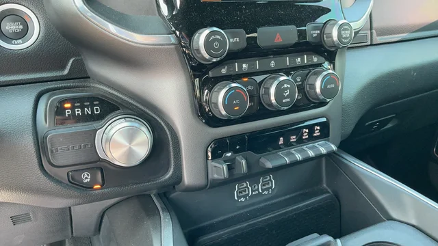 Used 2022 White Ram Laramie image 17