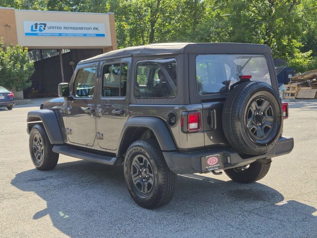 Used 2022 Gray Jeep Unlimited Sport image 7