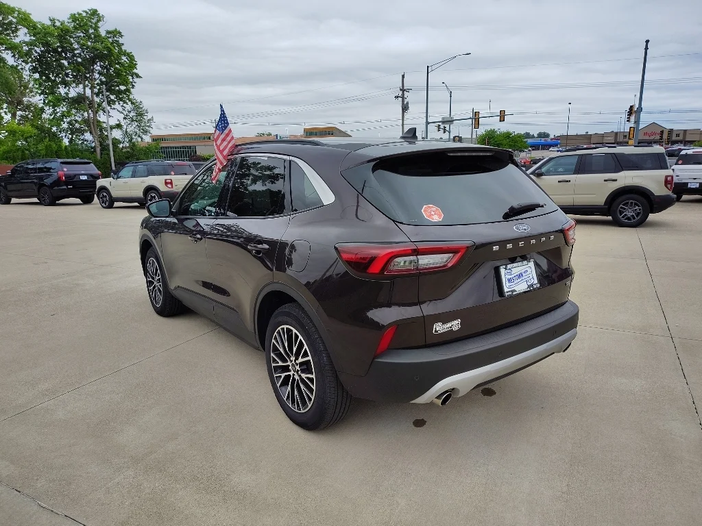 Used 2023 Cinnabar Red Metallic Ford PHEV image 7