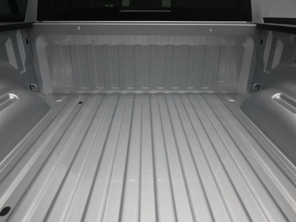 New 2026 Silver Zynith Exterior Paint RAM Laramie image 16