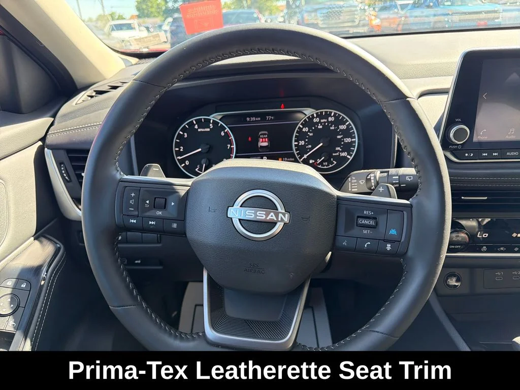 Used 2025 Red Nissan SV image 18