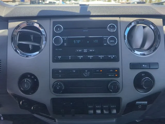 Used 2016 White Ford XLT image 16