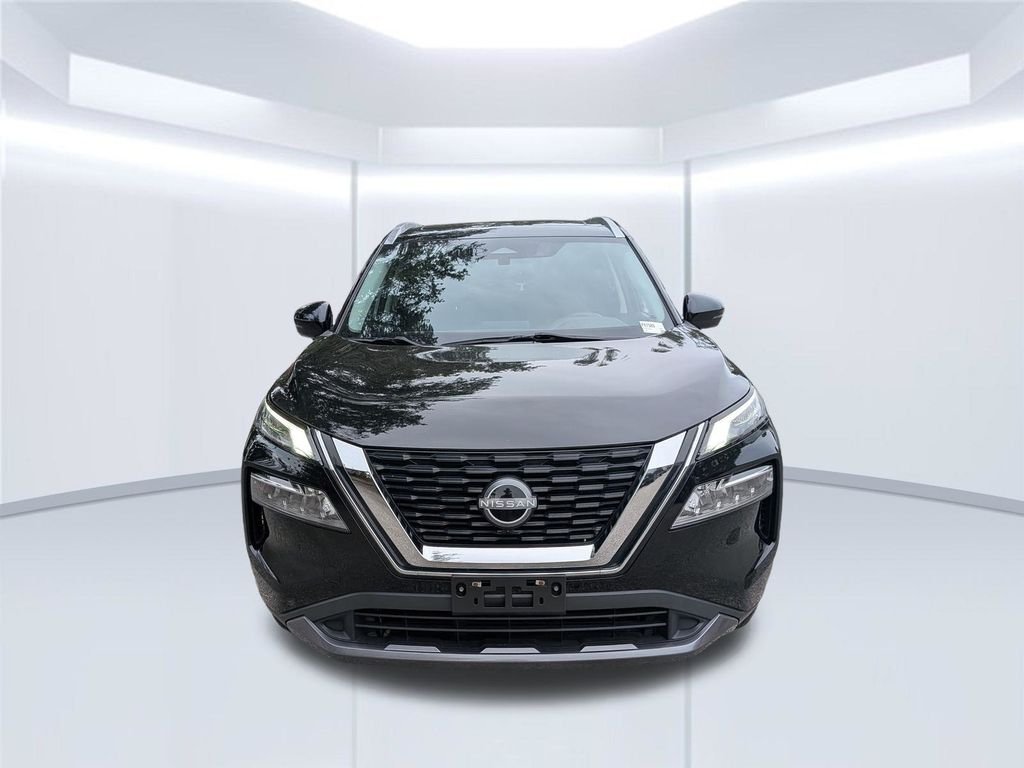 Used 2023 Black Nissan SL image 10