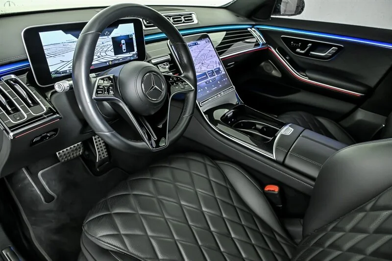 Used 2022 MANUFAKTUR Diamond White Metallic Mercedes-Benz S 580 4MATIC® image 16