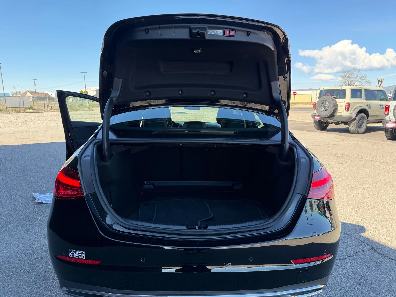 Used 2025 Black Mercedes-Benz C 300 image 27