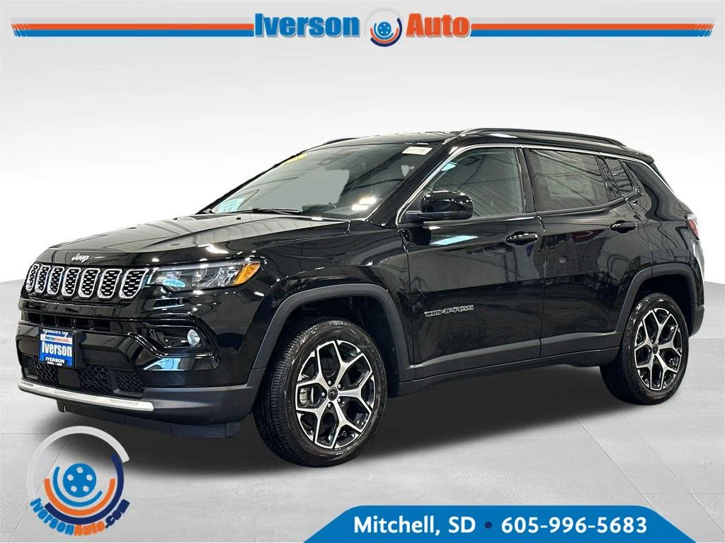 New 2026 Diamond Black Crystal Pearlcoat Jeep Limited image 3