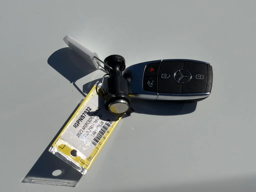Used 2022  Mercedes-Benz GLB 250 image 38