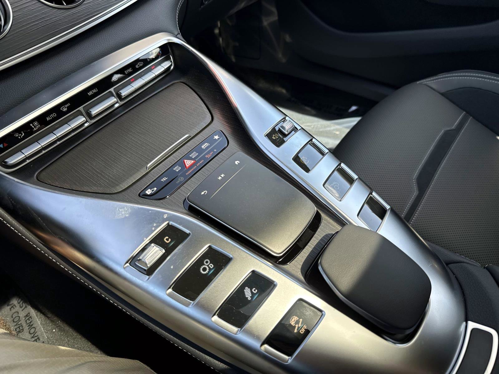 New 2026 Polar White Mercedes-Benz 43 4-Door Coupe image 25