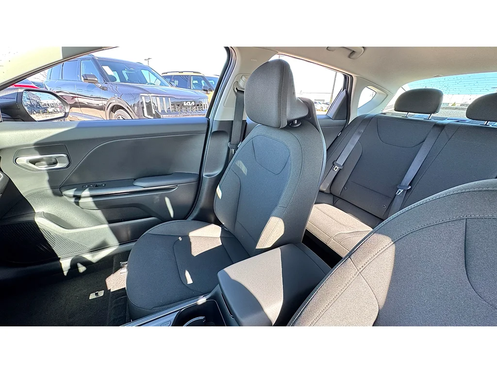 New 2026 Gry Kia LXS image 9
