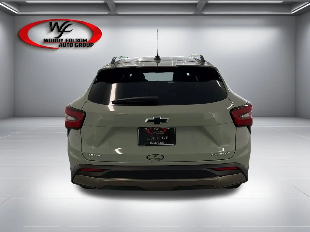 New 2026 Cacti Green Chevrolet ACTIV image 7