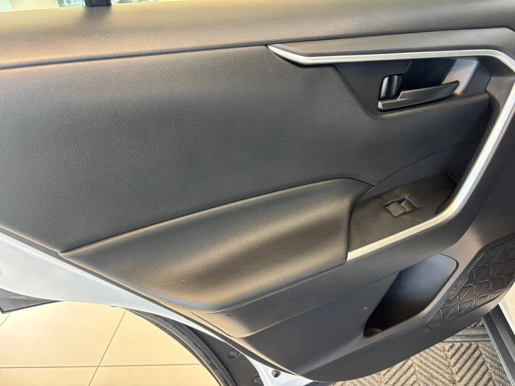 Used 2024 White Toyota LE image 25