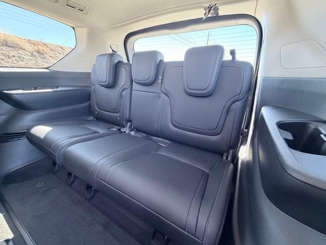 2026 Nissan Armada SV - Photo 28