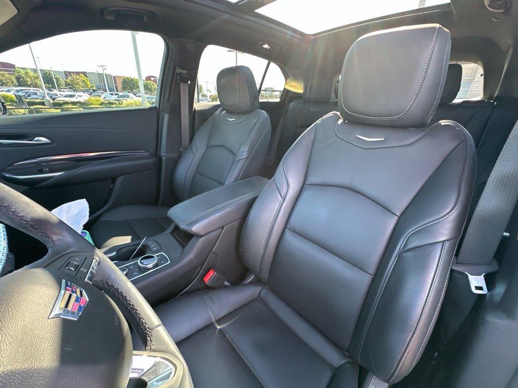 Used 2023 White Cadillac Luxury image 7