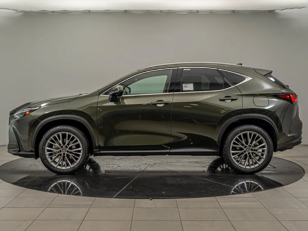 New 2026 Nori Green Pearl Lexus LUXURY AWD image 8