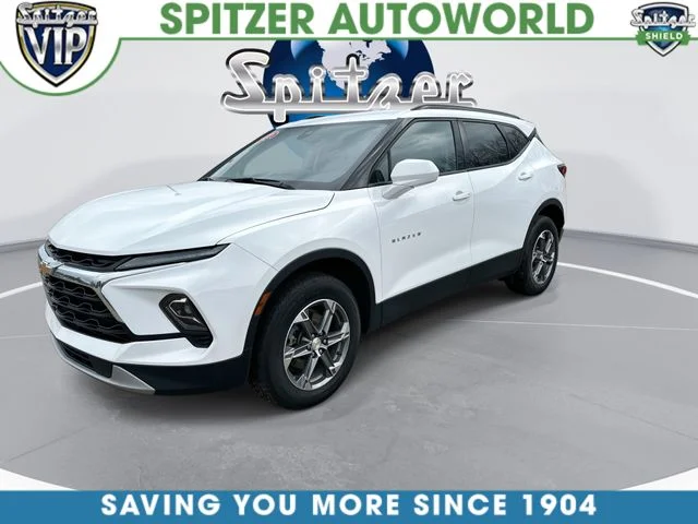 Used 2024 White Chevrolet LT image 4