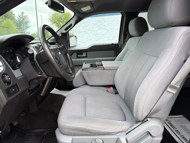 Used 2014 Ingot Silver Metallic Ford XLT image 11