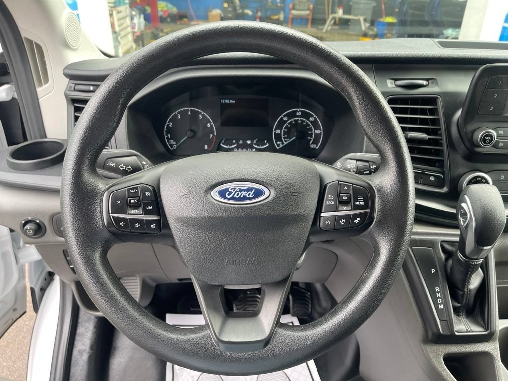 Used 2024  Ford  image 14