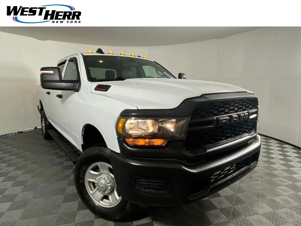 2023 RAM 2500 Tradesman 4X4 Crew Cab SWB's photo