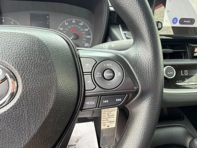 Used 2025  Toyota LE image 37
