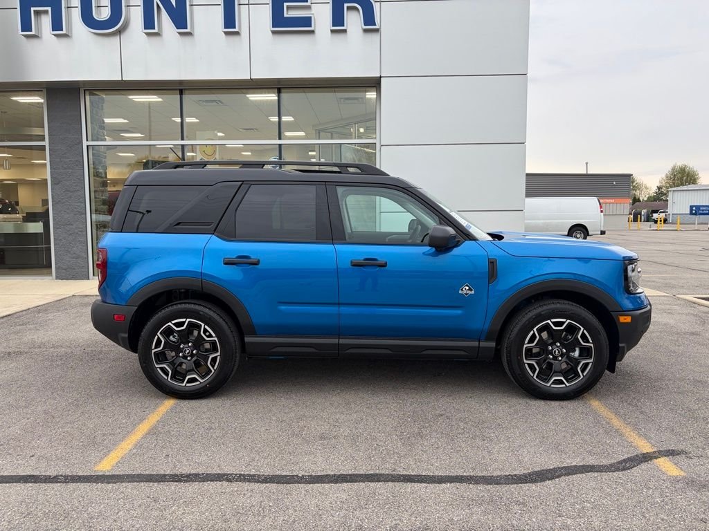 New 2026 Blue Ford Outer Banks image 38