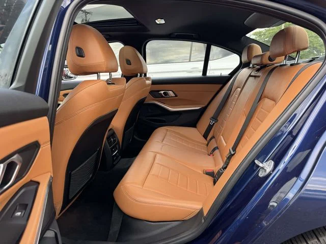 Used 2019 Blue BMW 330i xDrive image 17