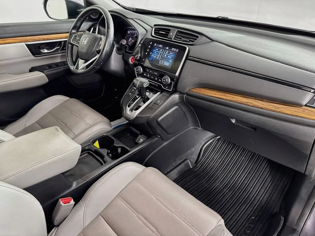 Used 2018 Modern Steel Metallic Honda EX-L image 35