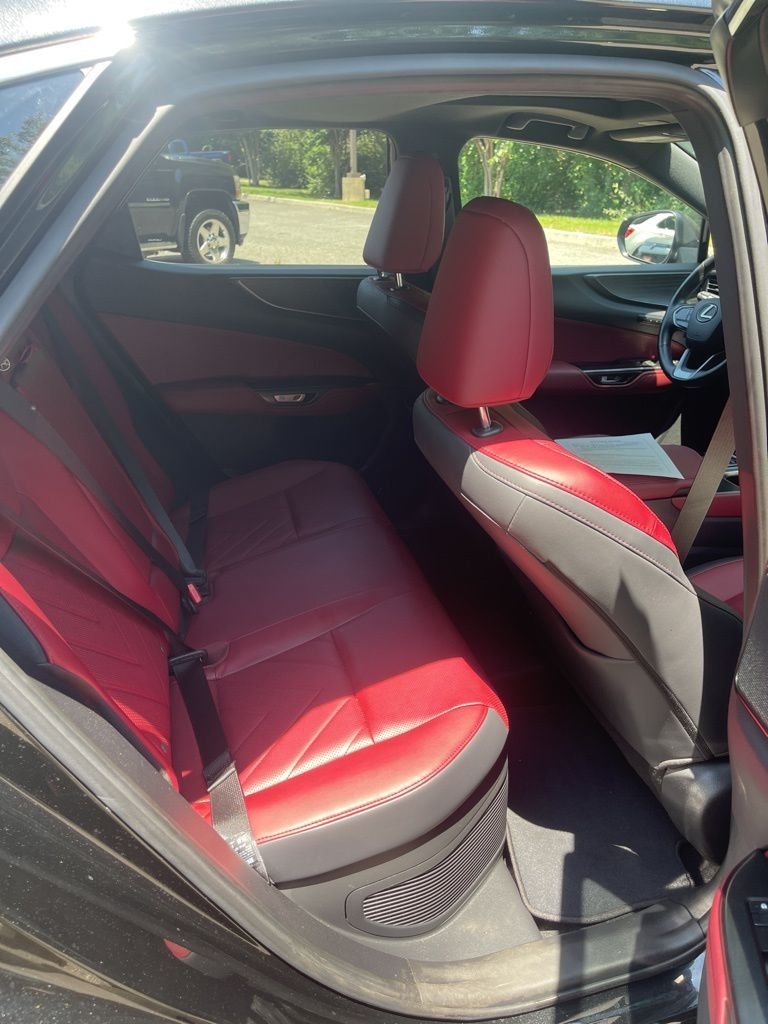 2024 Lexus NX PHEV 450h+ - Photo 20