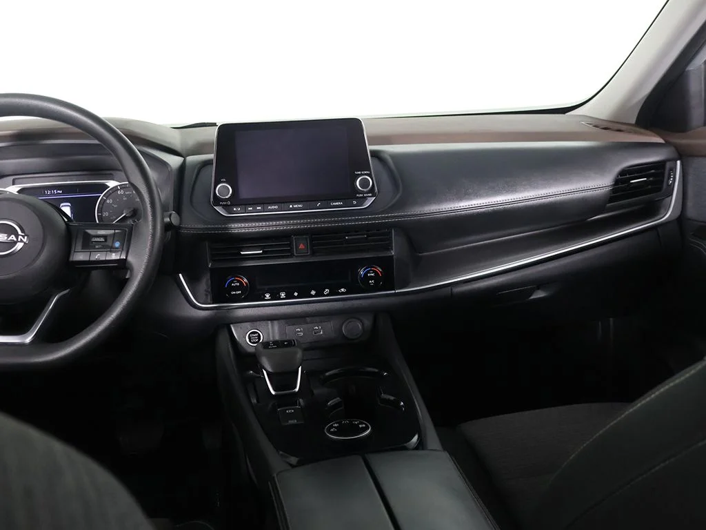 Used 2023 Silver Nissan SV image 30
