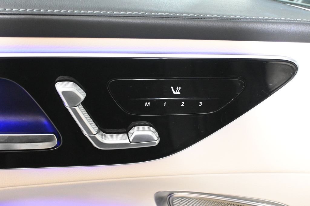 Used 2023 Selenite Gray Metallic Mercedes-Benz GLC 300 image 25