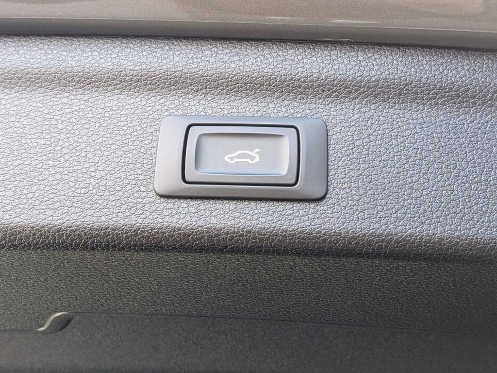 Used 2025 White Audi Premium image 9