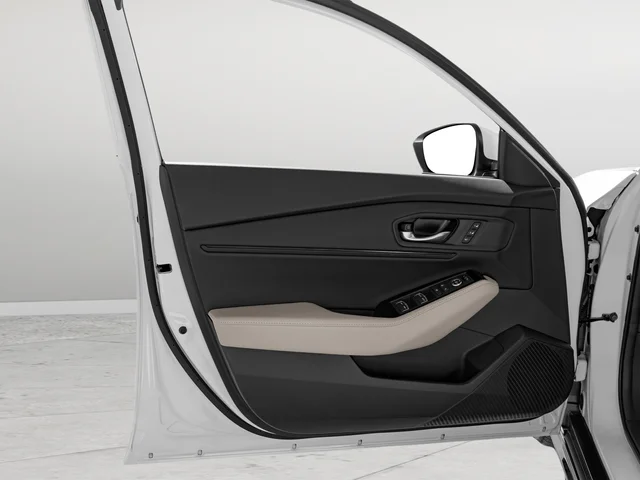 Used 2023 White Honda Touring image 12