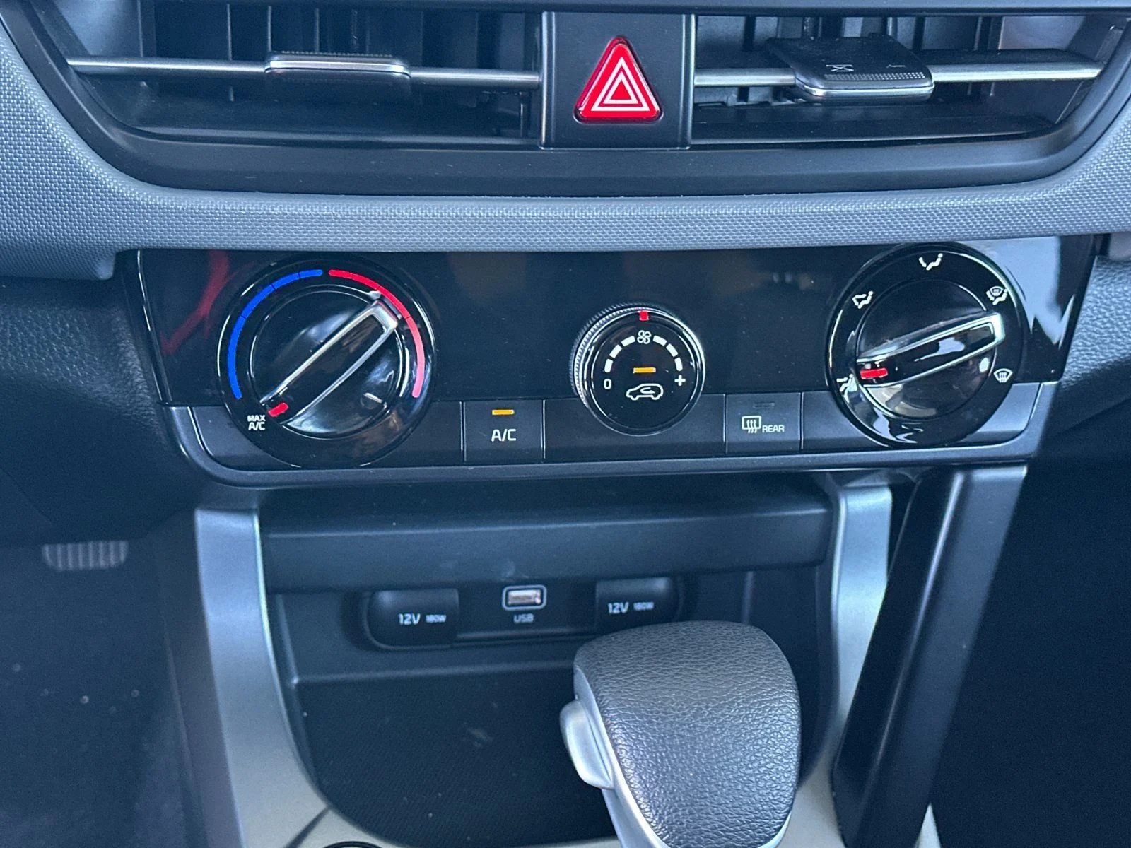 2025 Kia Seltos LX - Photo 19