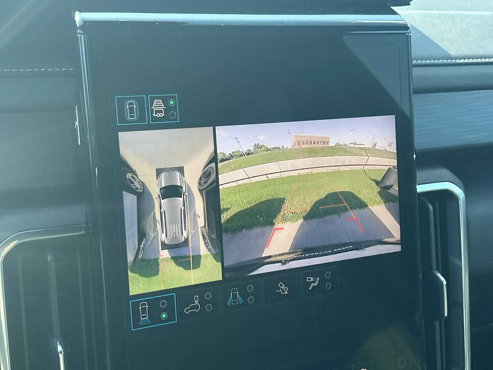 2027 GMC Acadia Elevation - Photo 15